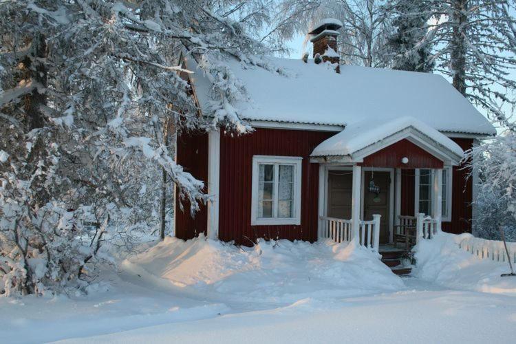 Valkeisen Loma Villa Ahtari Luaran gambar